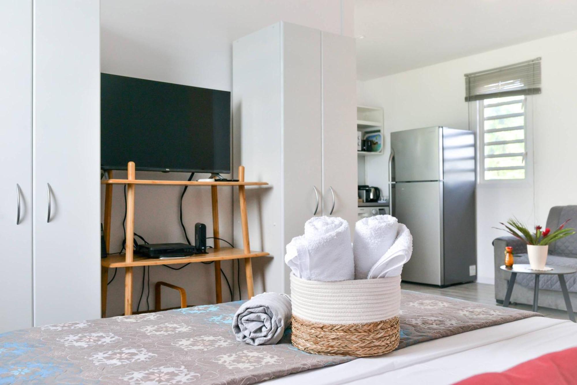 Les Jardins De Chantilly -Bungalows 4 Etoiles Avec Jardins Et Piscines Privees Baie-Mahault Kamer foto